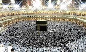 الآية التي نزلت في جوف الكعبة وأسباب نزولها زيادة
