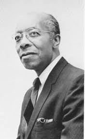 Ariel Lovelace's Instagram, Twitter & Facebook