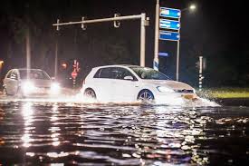 Eindhoven was originally located at the confluence of the dommel and gender. Brabant Hield Het Opnieuw Niet Droog Het Noodweer In Beeld Brabant Ed Nl