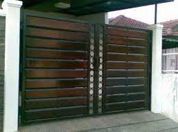 Pagar minimalis merupakan salah satu jenis pagar rumah yang menjadi pilihan banyak orang karena lebih simple dan sesuai dengan konsep rumah minimalis masa kini. Pin By Frits Bosar On Desain Pintu Pagar Rumah Minimalis Modern Main Gate Design Grill Gate Modern Fence