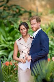 The couple revealed they knew their baby's gender during their interview with while meghan and harry have not revealed meghan's exact due date, a royal spokesperson gave a hint on april 10. Meghan Markle Prince Harry Erwarten Das 2 Kind Archie Wird Ein Grosser Bruder Siehe Bild Aktuelle Boulevard Nachrichten Und Fotogalerien Zu Stars Sternchen