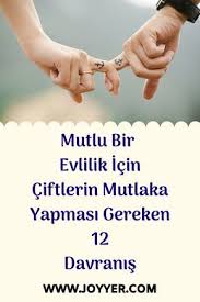 Evliliginiz Mutlu Bir Sekilde Surmesini Istiyorsaniz Bu 12 Davranisi Muhakkak Yapmaniz Gerekir In 2020 Holding Hands Hands