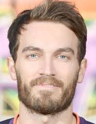 Chris Flick's Instagram, Twitter & Facebook