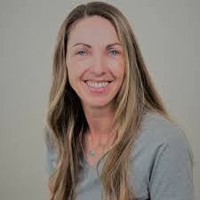 Linda Dewolfe's Instagram, Twitter & Facebook