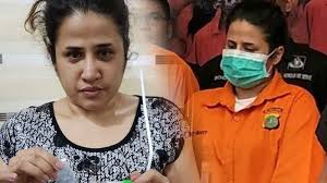 Nonton online berita dan info artis narkoba terupdate hanya di vidio. Beberapa Artis Tanah Air Yang Terjerat Kasus Narkoba Dan Ditangkap Di Kediamannya