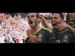 Vous allez l'entendre tout l'été. Euro 2016 Montage Magic In The Air Golectures Online Lectures
