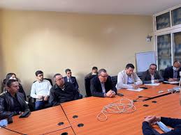 والي جهة بني ملال يقوم بزيارة تفقدية للمركز الاستشفائي الجهوي - كلامكم