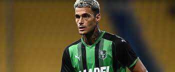 Gianluca scamacca 2 1 1 date of birth/age: Eintracht Frankfurt Sturmer Gianluca Scamacca Auf Dem Wunschzettel