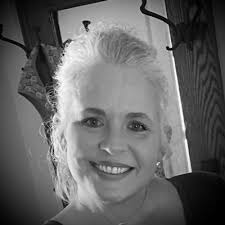 Melonie Davis (MelonieDavis6@)