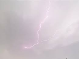 Ein unwetter mit orkanartigen böen, starkregen und gewitter ist in der nacht zu sonntag über den kreis soest hergezogen. Hthu9taayb1jym