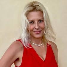 Suzie Bash (@suzie_bash)