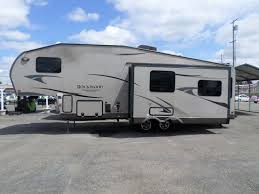 The forest river rockwood ultra lite travel trailers and fifth wheels have some of the best style and amenities! Rv For Sale 2013 Rockwood Signature Ultra Lite 5th Wheel 31 In Lodi Stockton Ca 5th Wheel Camper Rv For Sale 5th Wheels For Sale