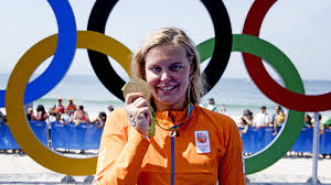 Sharon van rouwendaal is a dutch swimmer and the olympic gold medalist in the 10 km open water marathon at the 2016 olympics in rio de janei. Goud Voor Van Rouwendaal Op 10 Kilometer Nos