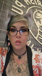 Hello, I'm Kat and something to know about me is I've lived in Michigan all  my life