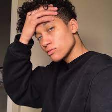 757 Likes 21 Comments Shauday Blvckvoidz On Instagram Don 39 T Wanna Have Me Well Somebody Will Curly Hair Styles Lesbian Stud Beaut