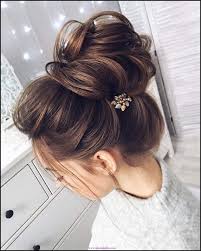 20 Besten Abiye Topuz Sac Modelleri Bilder Auf Pinterest Einfache Frisuren Wedding Bun Hairstyles Medium Hair Styles Long Hair Styles