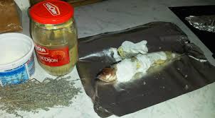 Videz, écaillez (c'est enlever les écailles) et essuyez 4 beaux. Hareng Ou Maquereau Frais En Papillote A La Moutarde La Cuisine De Papy Chef Jo