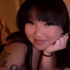 Alyssa Yoder's Instagram, Twitter & Facebook