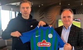 Alors qu'alexander söderlund et loïs diony peinent à trouver le chemin des filets depuis le début de saison à l'asse, oscar garcia s'est confié sur cette. Alexander Soderlund Rizespor Da