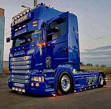 Pin By William Hobbins On Euro Trux Trucks Truck Lights Tractor Trailers