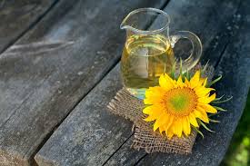 L Huile De Tournesol Fait Elle Grossir Regimea Com Huile De Tournesol Huile Huile Essentielle Lavande