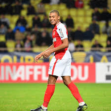 Since fabinho moved to anfield from monaco in 2018, the midfielder has played an integral role in their premier league and champions league success, adeptly switching between his usual midfield role and a position in the heart of defence. Mbappe Bernardo Silva Bakayoko Lemar Fabinho Monaco Trone Sur Un Tas D Or L Equipe