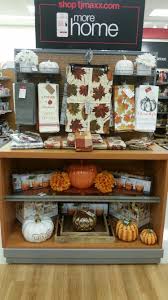 Tj Maxx 1366 End Cap Halloween Displays Decor Display Store Displays