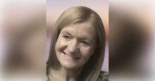 Kelly Dillman's Instagram, Twitter & Facebook