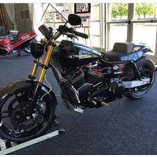 Ver Esta Foto Do Instagram De Thedynabar 624 Curtidas Harley Bikes Harley Davidson Harley Davidson Bikes