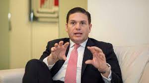 El precandidato presidencial juan carlos pinzón le pidió a las farc que le cumplan al país. Rxy7fu 7agpy8m