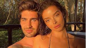 She's a busty brunette with a big heart and a big if you ever come across maura you better not let her out of your sights. Maura Higgins And Chris Taylor Announce Break Up Love Island Stars Say They Are Still Friends Ents Arts News Sky News