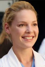 Katherine marie heigl was born on november 24, 1978 in washington, d.c., to nancy heigl (née engelhardt), a personnel manager, and paul heigl, an accountant and executive. Grey S Anatomy Por Que Katherine Heigl Se Arrepintio Totalmente De Haber Dejado La Serie Vader Series