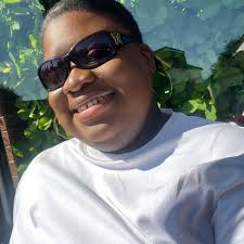 Simply pour the meat over the potatoes and make a delicious dinner!