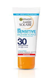 Crema cu protectie solara fps 20 guinot age sun protective 50ml. Crema De Protectie Solara Garnier Ambre Solaire Sensitive Advanced Pentru Tenul Gras Si Cu Tendinta Acneica