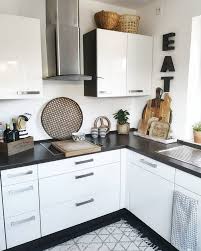 Complemented by dark wood floors and an antique table standing in for a kitchen island. Top Ideas To Get Boho Style Kitchen Hippie Boho Gypsy