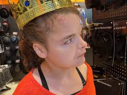 The Clinton Expedition had a spooky time at the Spirit Halloween store,  scoping out costume ideas for the big day! Afterward they enjoyed some  peace and quiet at the Farmington Station Park