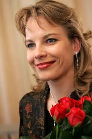 Senior Spotlight: Eliza Barraza, Future Teacher and Musician