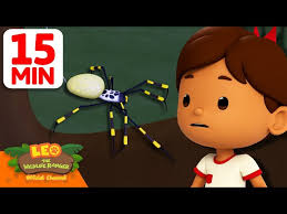 A Golden Spider Crawled into My Room! 🕸️🕷️