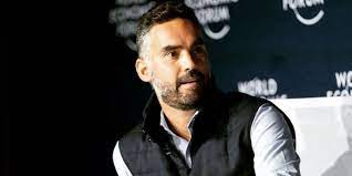 Quién es Enrique Acevedo, el nuevo conductor del noticiero estelar de  Televisa? - La Razón de México