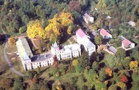Derzeit werden zwei schloss in wolfsberg angeboten, von diesen immobilien können zwei schloss gekauft werden. Topangebot Schloss Mit Riesigem Grundstuck Billig Prostejov Tschechische Republik N1430232