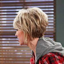 Messy Layered Short Bob Hairstyles 2017 With Fringe Chelsea Kane Short Hair Chelsea Kane Hair Short Hair Styles 2017