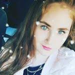 Adele Poe's Instagram, Twitter & Facebook