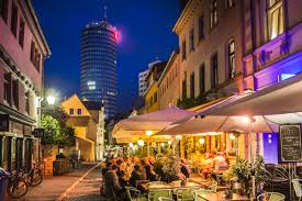 Situated in jena, within 200 yards of university of jena and 450 yards of goethe memorial, hotel haus im sack features accommodation with a restaurant and a bar, and free wifi. So Is S T Jena