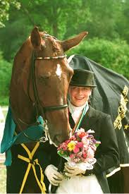 Mit einem ergebnis von 85,945 prozent gewann die sechsmalige olympiasiegerin aus rheinberg mit ihrem pferd quantaz überlegen die kür. Deutschland Hatte Bis London Das Verlieren Verlernt Schindlhof