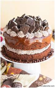 Since this cake only uses a few oreo cookies, you may want more ideas for those leftover cookies. Easy Chocolate Oreo Cake Recipe Cakewhiz