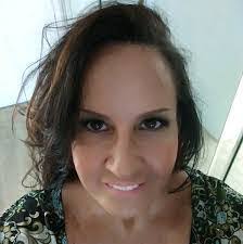 Diane Noa's Instagram, Twitter & Facebook