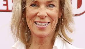 Lisa Stetler's Instagram, Twitter & Facebook