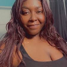 Latesha Phillips's Instagram, Twitter & Facebook