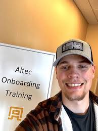 Larry Selig's Instagram, Twitter & Facebook