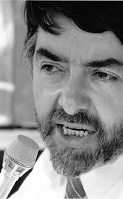 Photographer who followed Paul Flynn in the 1987 General Election campaign  shares images from the time